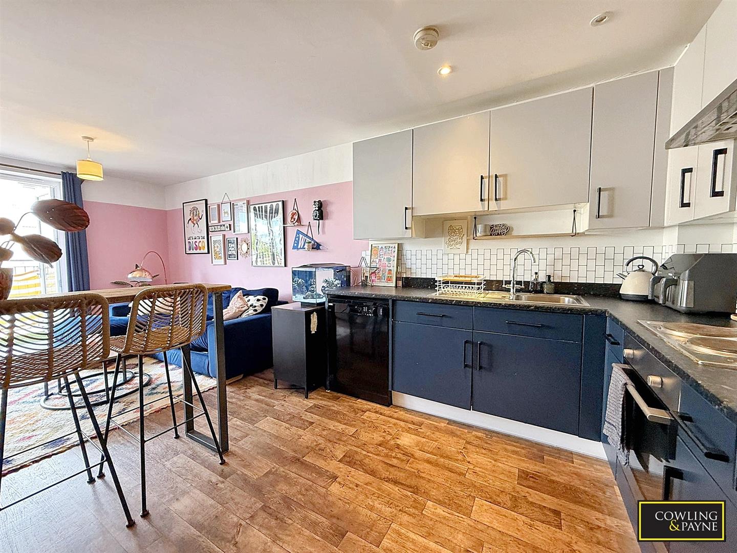 Golden Jubilee Way, Wickford